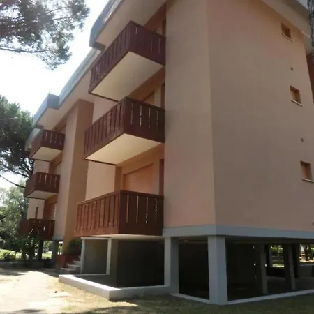 Welcoming Flat With Garden-view Terrace - Beahost Apartamento Bibione