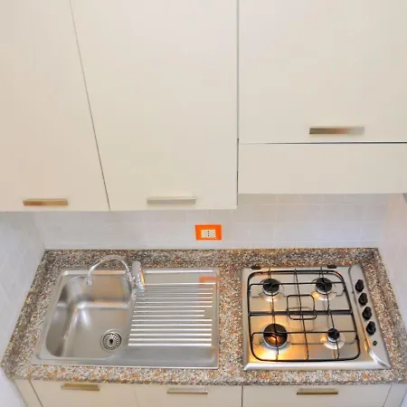 Apartment Welcoming Flat With Garden-view Terrace - Beahost *