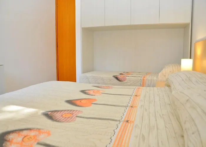 Welcoming Flat With Garden-view Terrace - Beahost Bibione