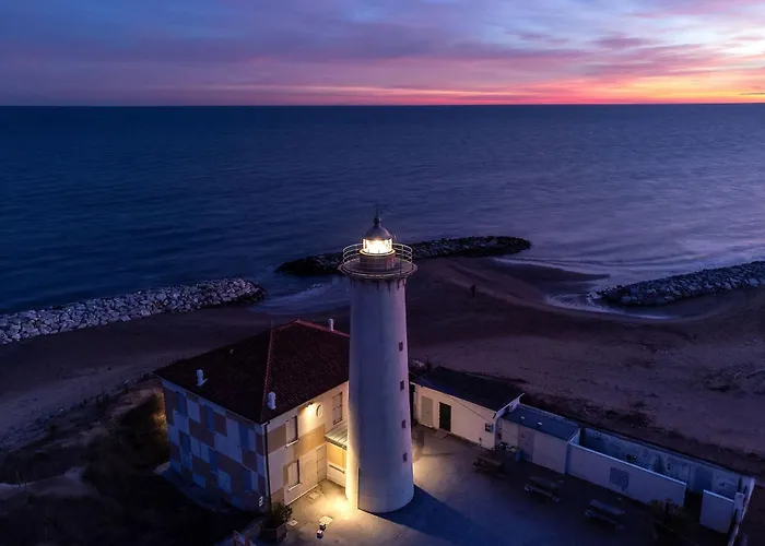 Welcoming Flat With Garden-view Terrace - Beahost